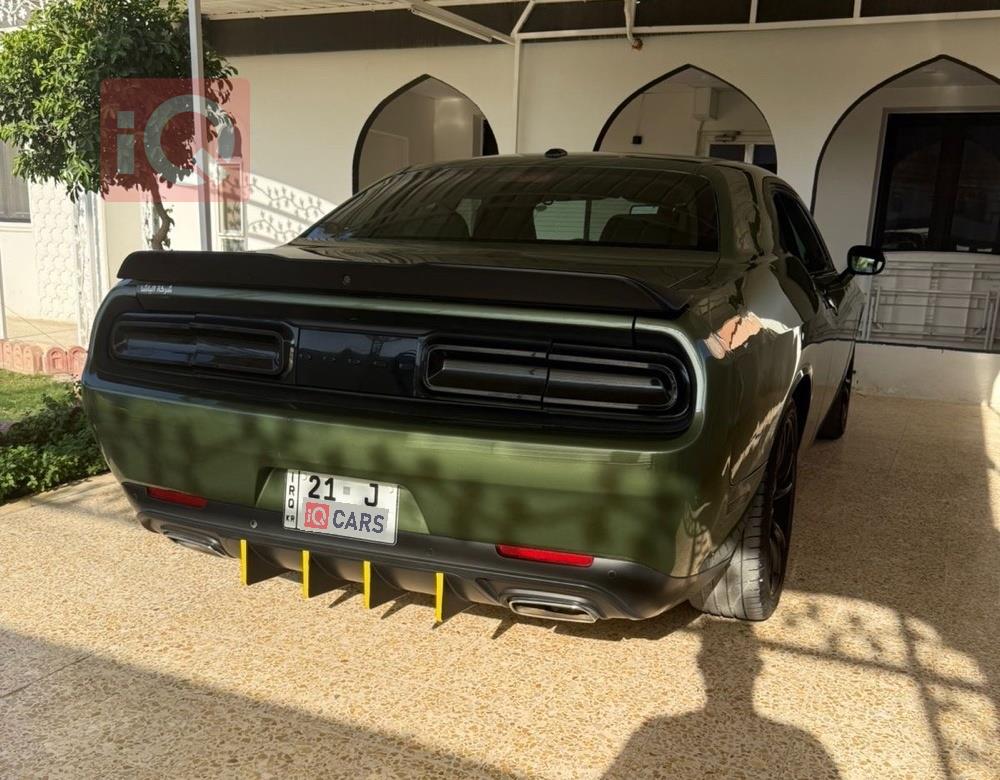 Dodge Challenger